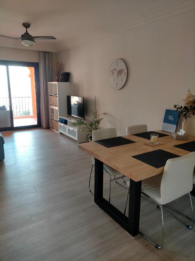 Appartement Met Zeezicht En Vlakbij Het Strand Manilva Exterior photo