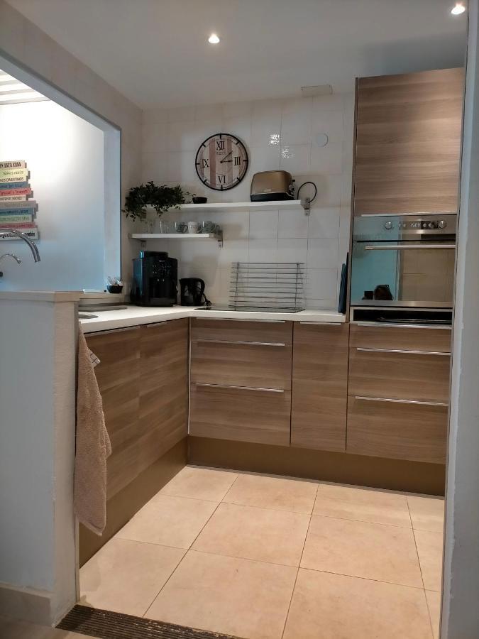 Appartement Met Zeezicht En Vlakbij Het Strand Manilva Exterior photo